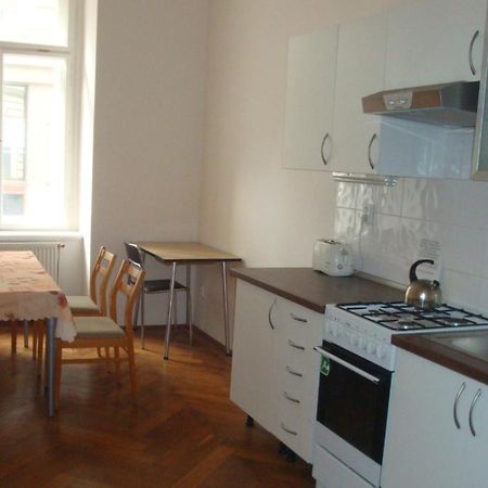 Gallery Hostel Prága Kültér fotó