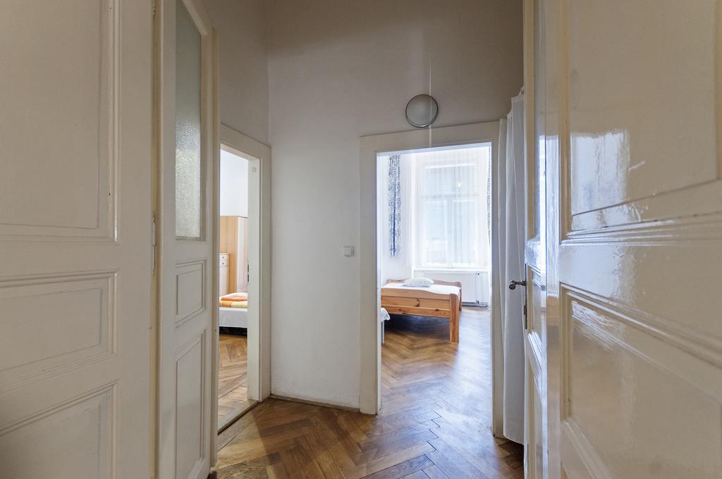 Gallery Hostel Prága Kültér fotó