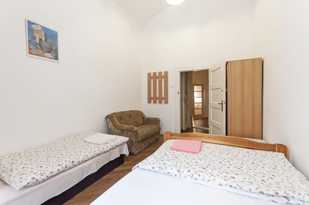 Gallery Hostel Prága Kültér fotó